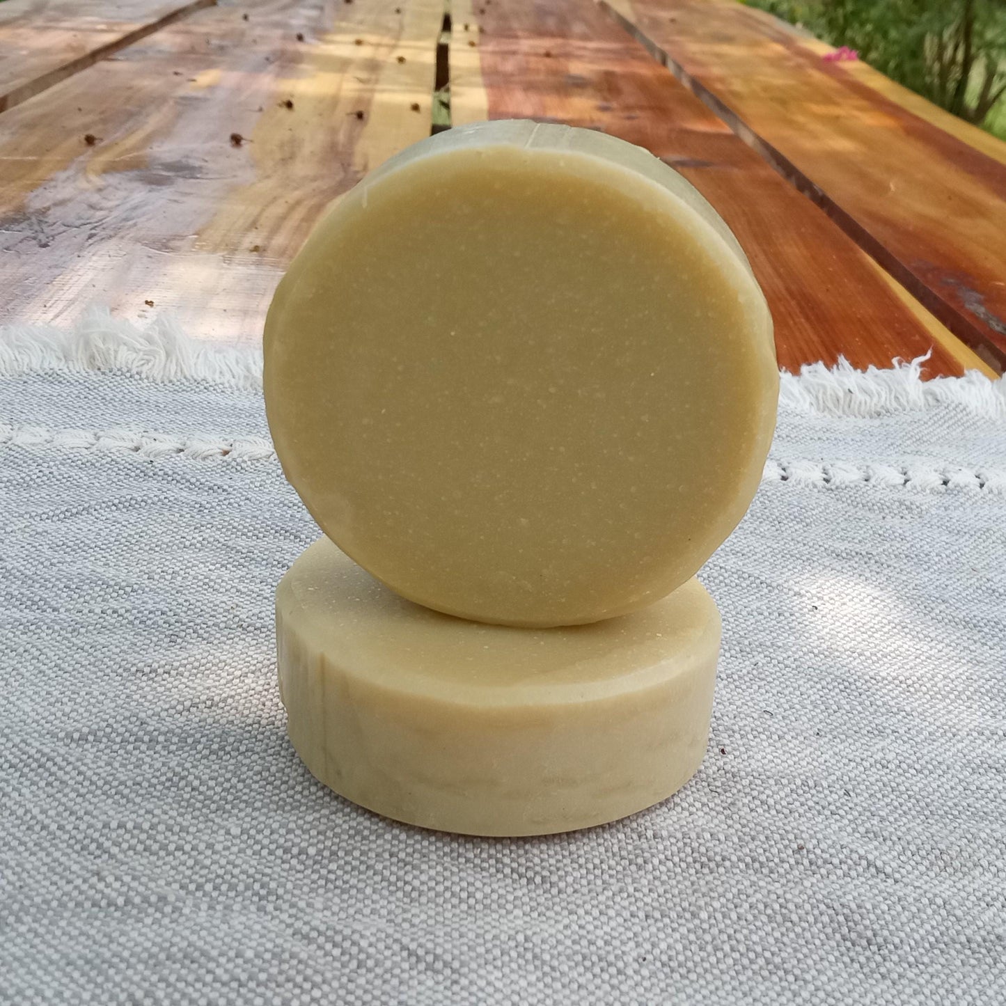 Tobacco & Neem Oil Soap for Men Handmade with Olive Oil, Shea Butter and Tallow Infused with Fresh Tobacco, Scented with Pure Essential Oils