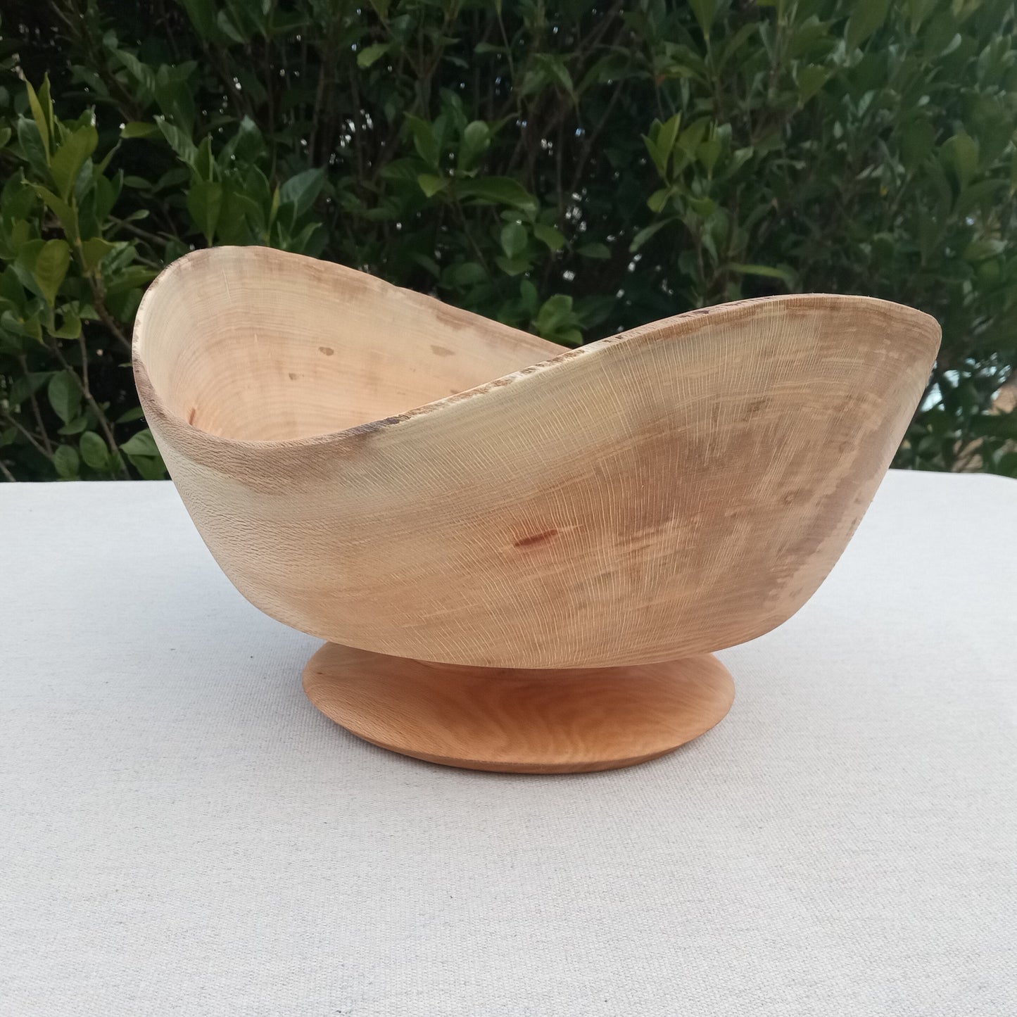 Live Edge Wooden Pedestal Bowl: Sycamore Wood (11")