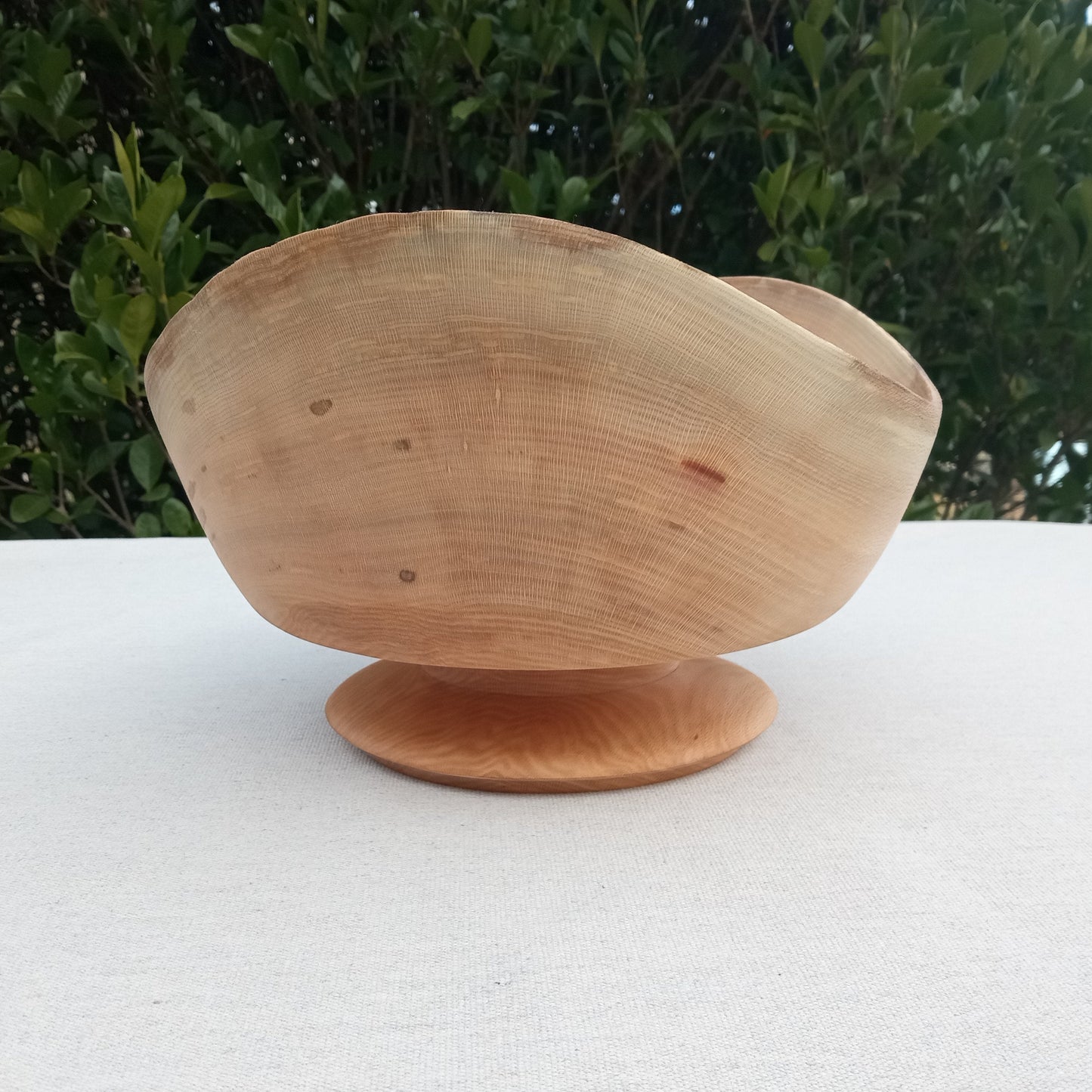 Live Edge Wooden Pedestal Bowl: Sycamore Wood (11")