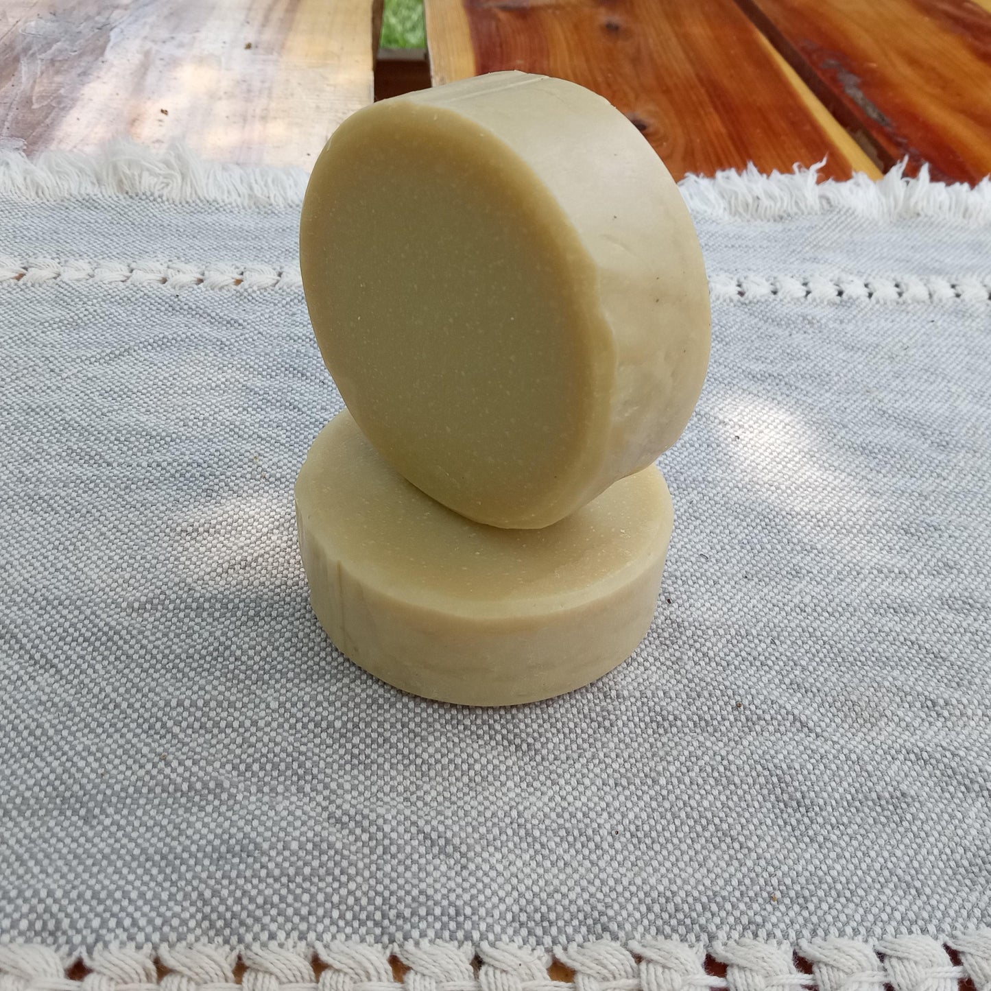 Tobacco & Neem Oil Soap for Men Handmade with Olive Oil, Shea Butter and Tallow Infused with Fresh Tobacco, Scented with Pure Essential Oils