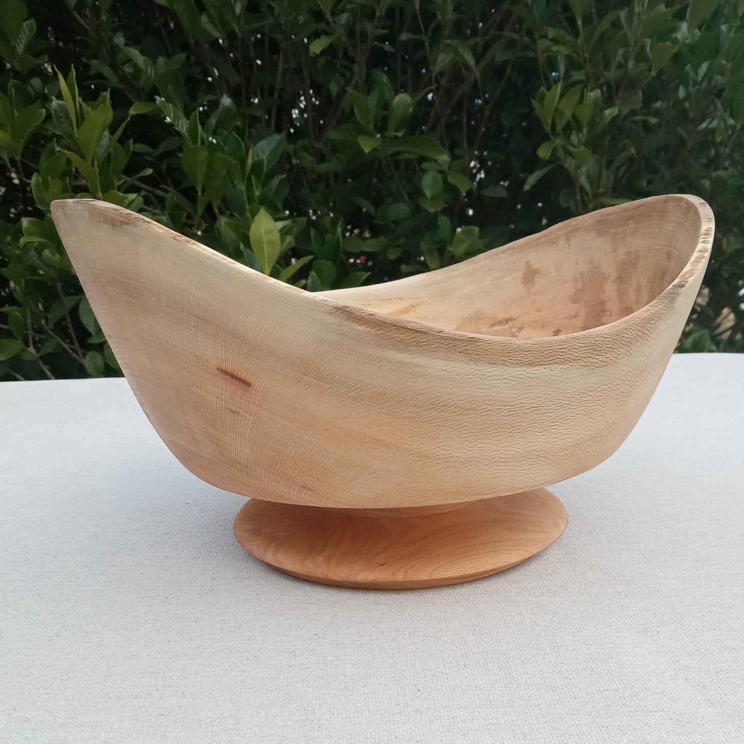 Live Edge Wooden Pedestal Bowl: Sycamore Wood (11")