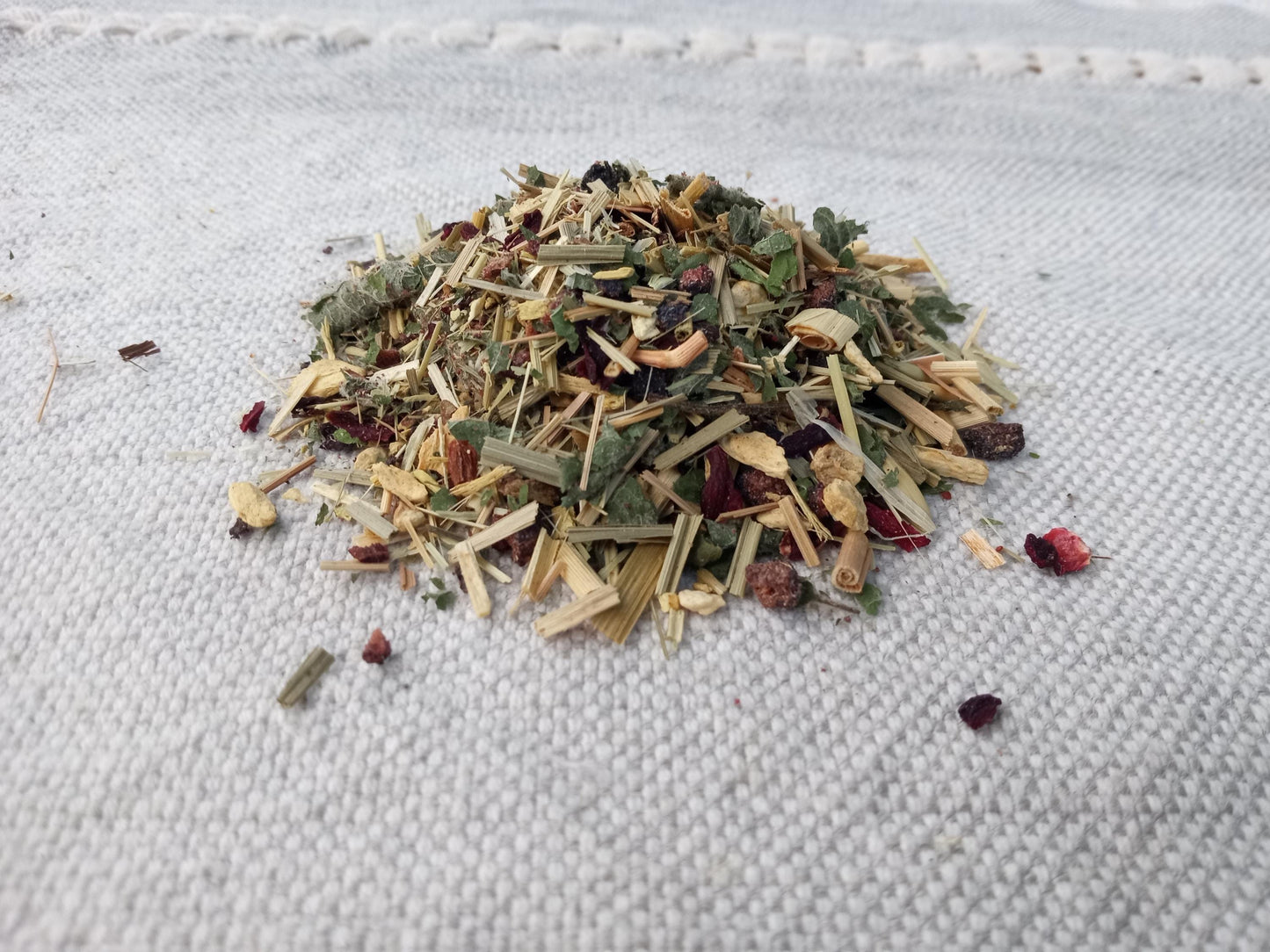 Vitamin B-Complex Organic Herbal Tea Blend - Hormone Tea with Oatstraw, Licorice Root, Ginger, Blueberries, Apple Mint & Lemongrass