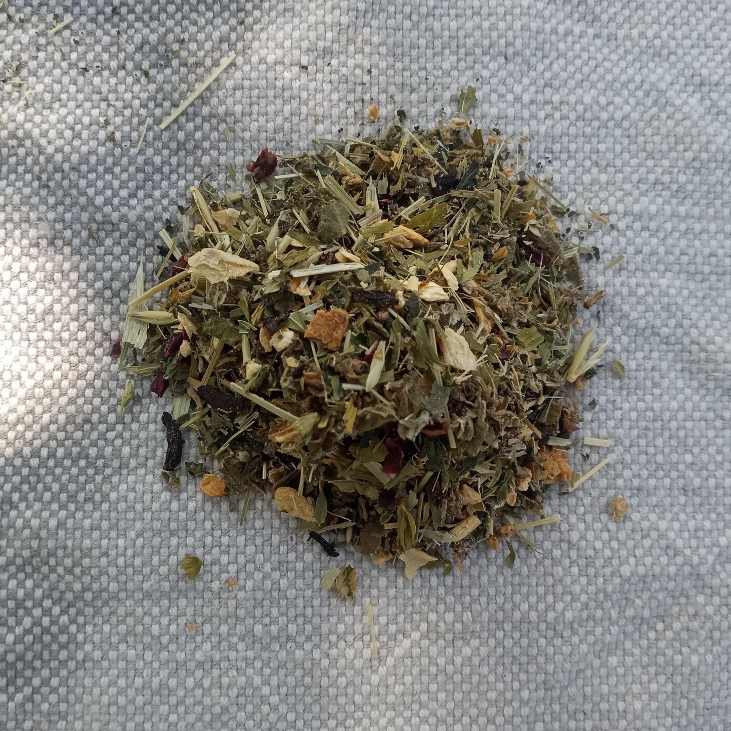 Be Vital Organic Pregnancy Tea with Raspberry Leaf, Nettle, Alfalfa and Oatstraw - Herbal Nutrition Drink - Iron Rich Multi-Vitamin Tea