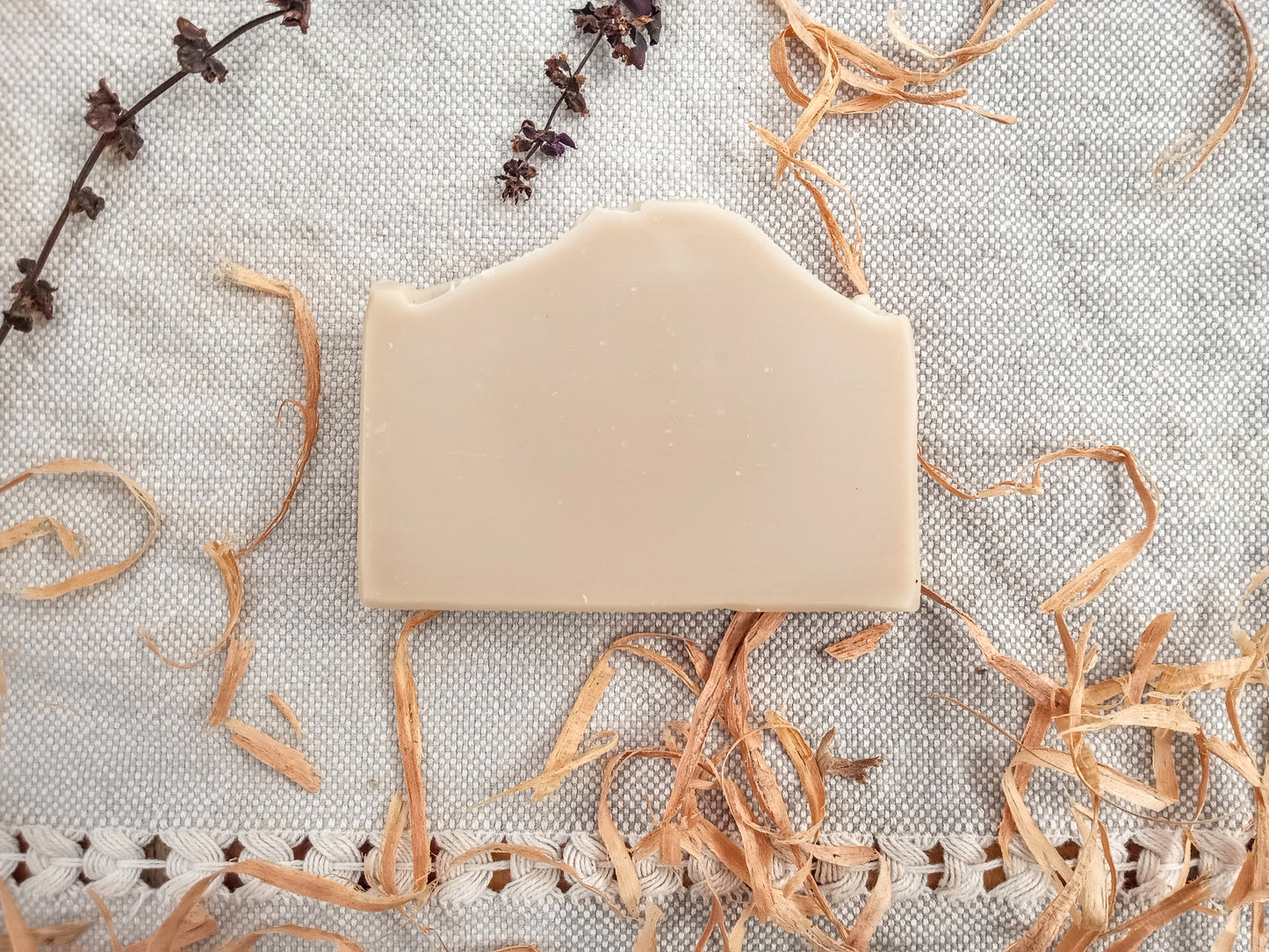 King's Palace - Nettle Infused Basil & Cedarwood Essential Oil Soap made with Tallow, Shea Butter and Castor Oil - Coconut-Free 5oz Natural Soap for Guys