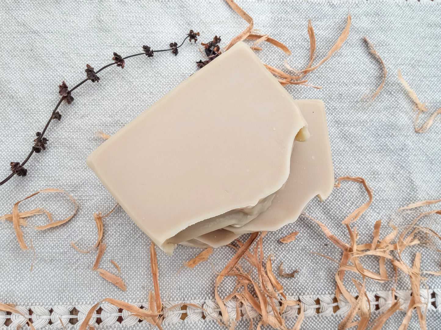 King's Palace - Nettle Infused Basil & Cedarwood Essential Oil Soap made with Tallow, Shea Butter and Castor Oil - Coconut-Free 5oz Natural Soap for Guys