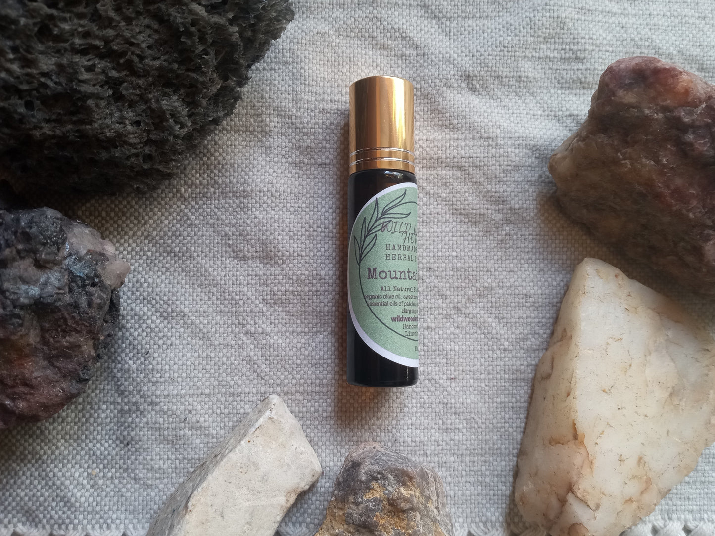 Mountain Mist Cologne Roller for Men with Tea Tree Oil, Patchouli, Cypress & Ginger Essential Oil - Fresh Scented Beard Oil