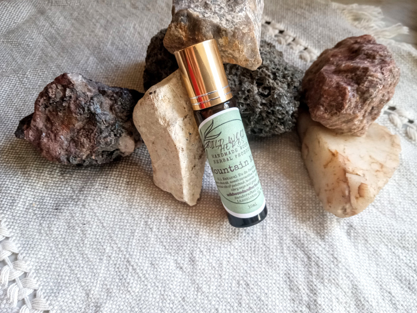 Mountain Mist Cologne Roller for Men with Tea Tree Oil, Patchouli, Cypress & Ginger Essential Oil - Fresh Scented Beard Oil