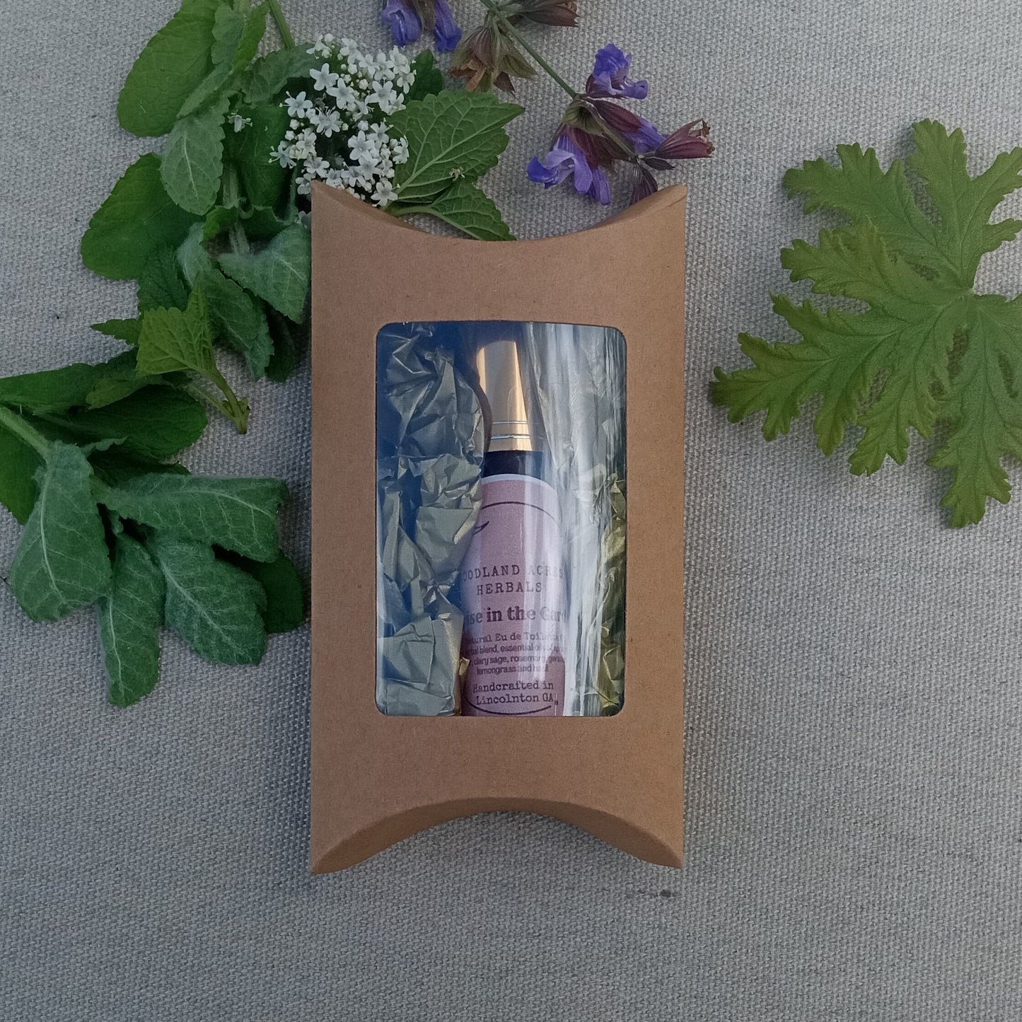 Sunrise in the Garden - Essential Oil Perfume Roller with Spearmint, Geranium & Lemongrass - Herbal Body Oil Roller - Natural Fragrance