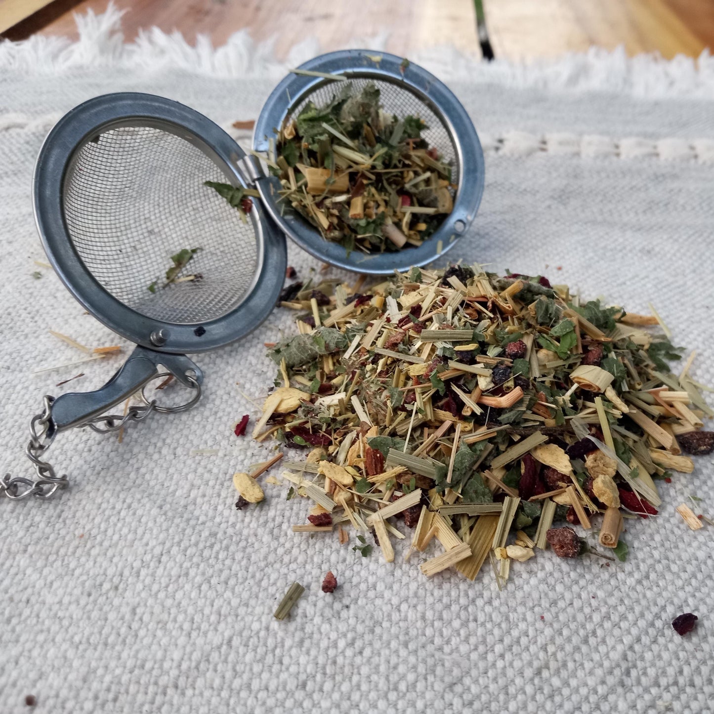 Vitamin B-Complex Organic Herbal Tea Blend - Hormone Tea with Oatstraw, Licorice Root, Ginger, Blueberries, Apple Mint & Lemongrass