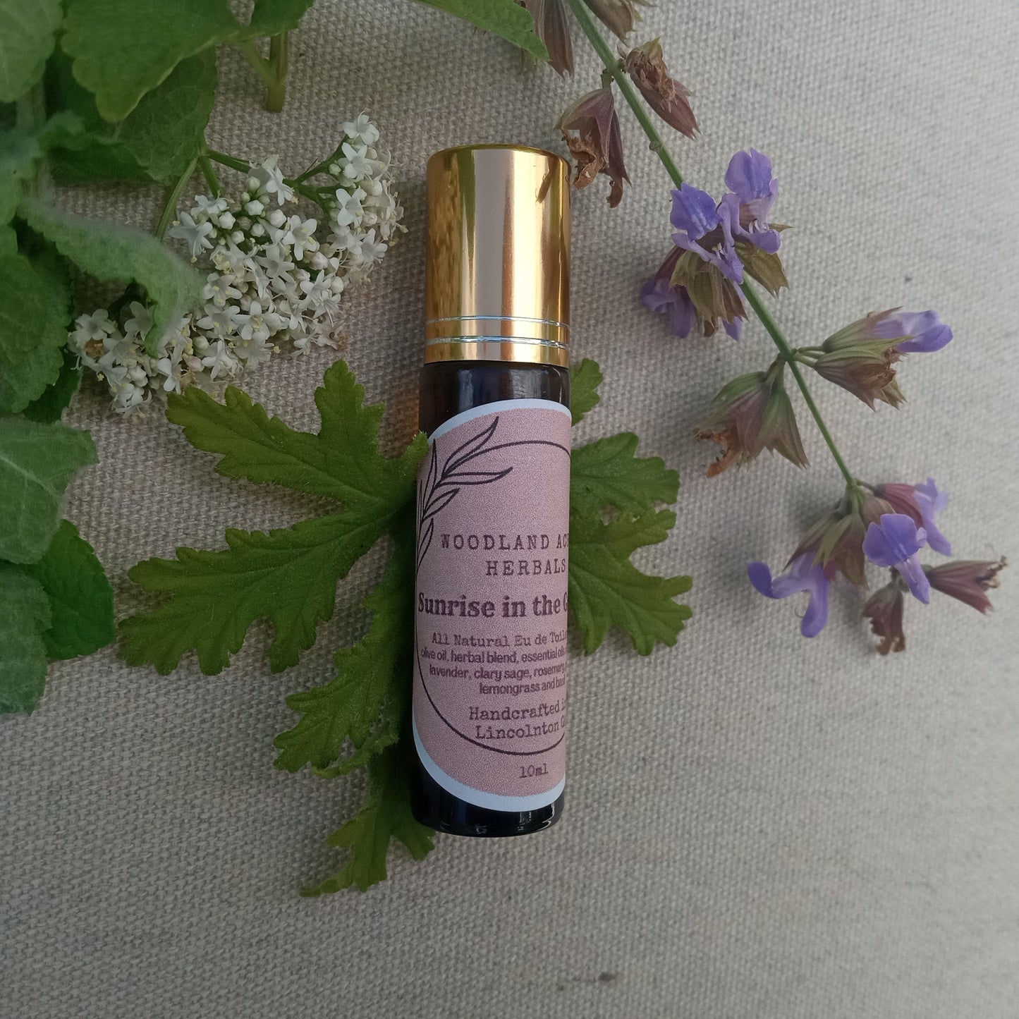 Sunrise in the Garden - Essential Oil Perfume Roller with Spearmint, Geranium & Lemongrass - Herbal Body Oil Roller - Natural Fragrance
