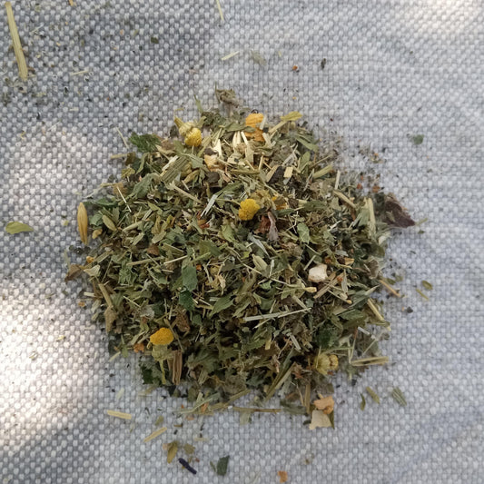 Be Vital Organic Pregnancy Tea with Raspberry Leaf, Nettle, Alfalfa and Oatstraw - Herbal Nutrition Drink - Iron Rich Multi-Vitamin Tea