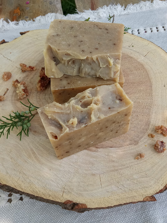 Pine & Rosemary Soap: Vetiver Scented Natural Shea Bars